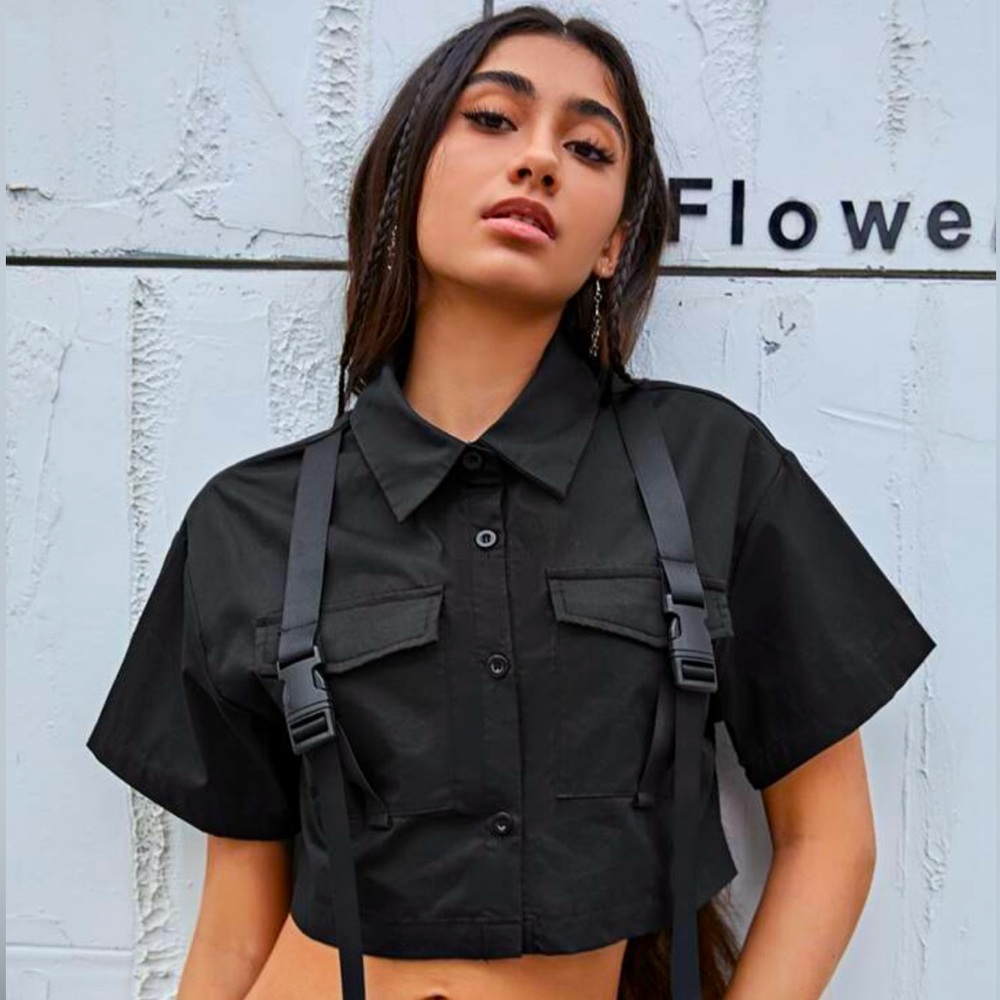 SHEIN Coolane Buckled Front Crop Shirt